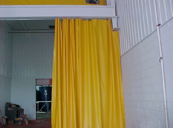 industrian_partition_curtain
